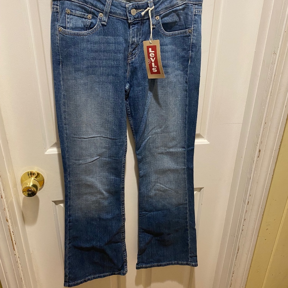 Levi’s juniors jeans